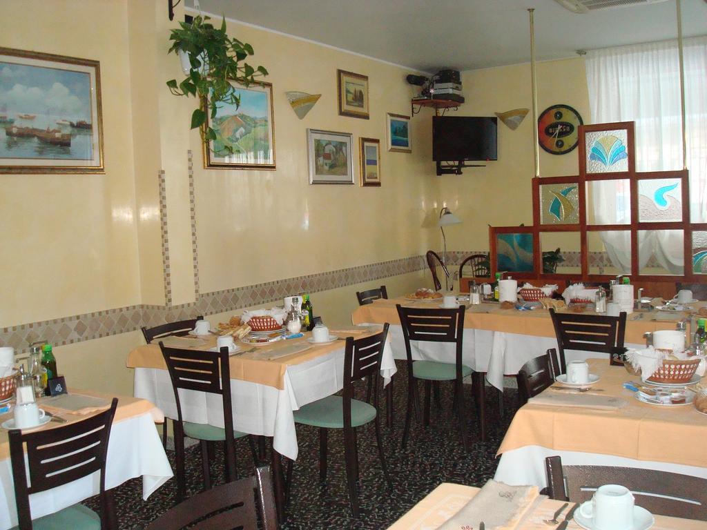 Hotel Villa Ersilia Rimini B&B Dış mekan fotoğraf