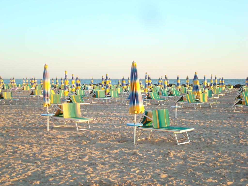 Hotel Villa Ersilia Rimini B&B Dış mekan fotoğraf