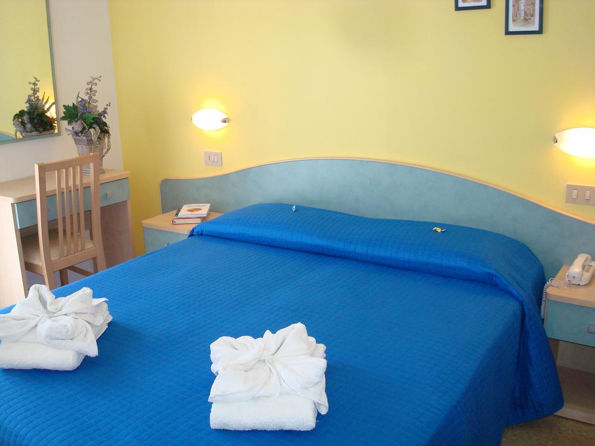 Hotel Villa Ersilia Rimini B&B Dış mekan fotoğraf