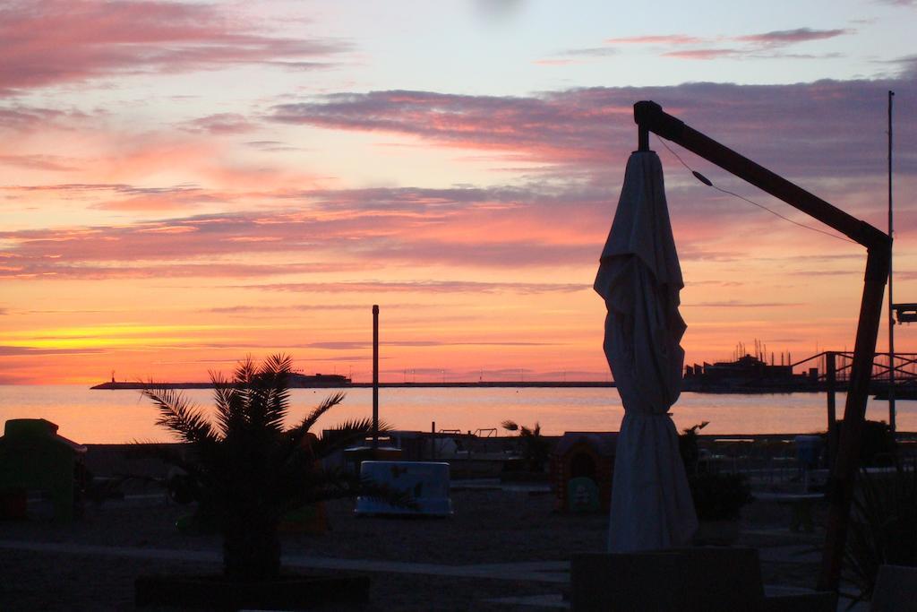 Hotel Villa Ersilia Rimini B&B Dış mekan fotoğraf