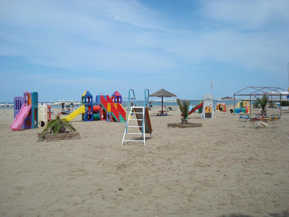 Hotel Villa Ersilia Rimini B&B Dış mekan fotoğraf