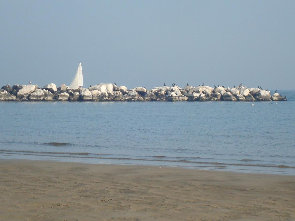 Hotel Villa Ersilia Rimini B&B Dış mekan fotoğraf